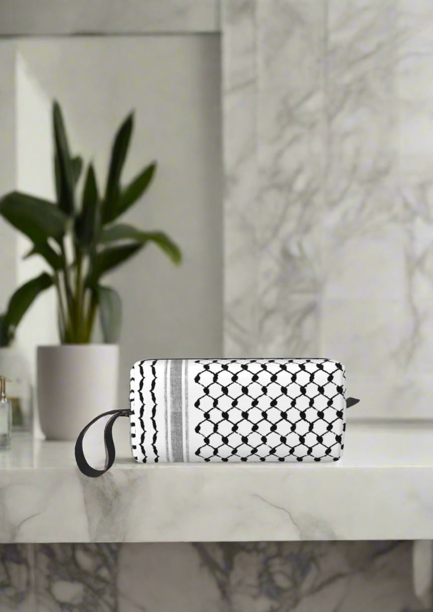 Falastin Vanity Bag